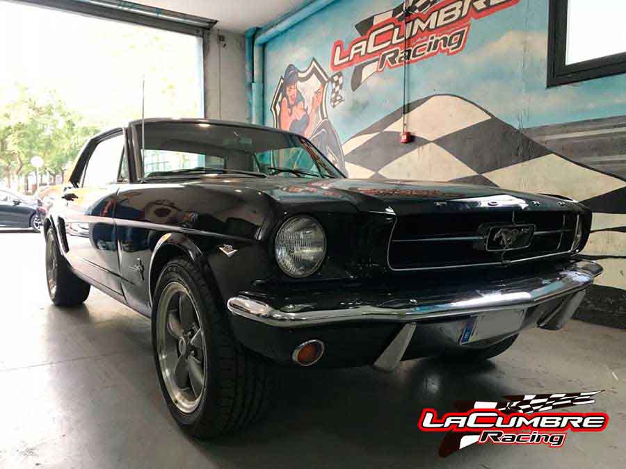 Escapes La Cumbre. Escape Doble en Ford Mustang